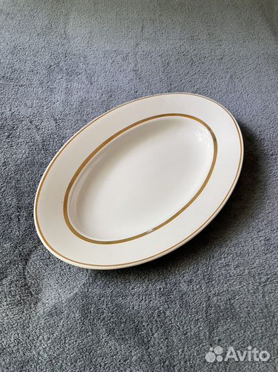 Блюдо овальное Зик Конаково СССР белое с золотом