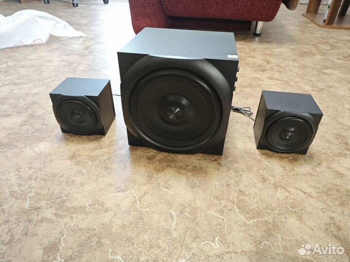 Акустические колонки 2.1