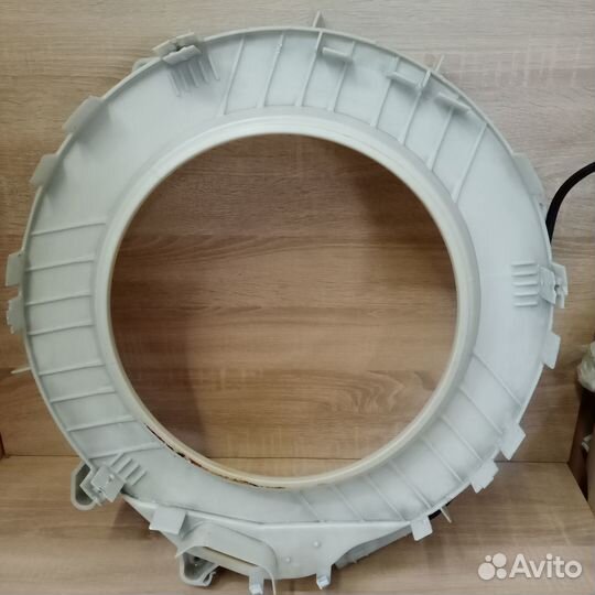 Передняя часть бака стиральной машины Bosch 710048