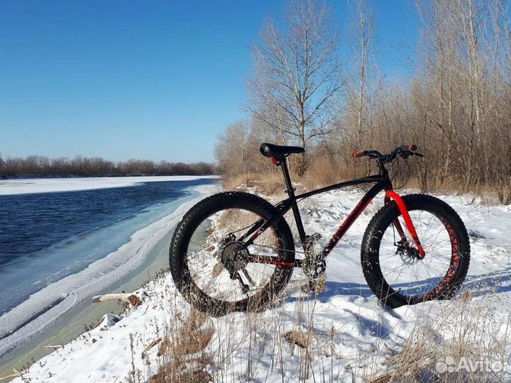 Велосипед фэтбайк Forward Bizon