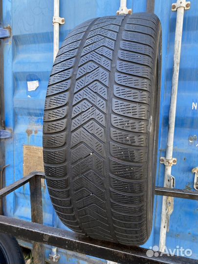 Pirelli Scorpion Winter 255/55 R20