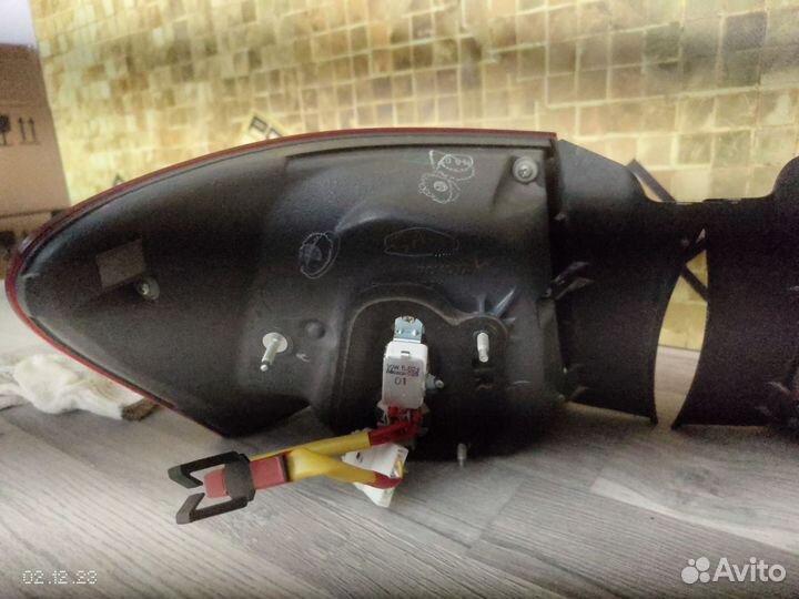 Фонарь задний правый Lexus GS 2005-2011 гибрид