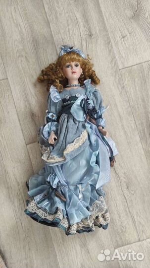 Кукла фарфоровая 57 см. Miss Emily II 4191/9999