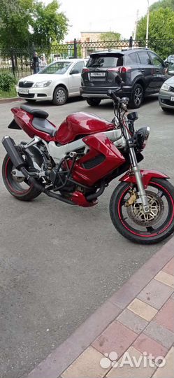 Honda VTR1000F