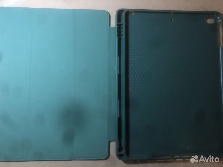 Чехол для iPad 9.7