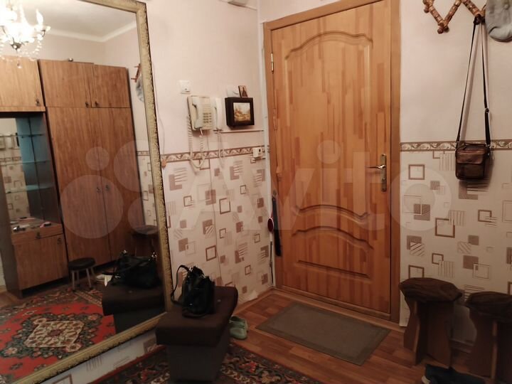 2-к. квартира, 50 м², 3/5 эт.