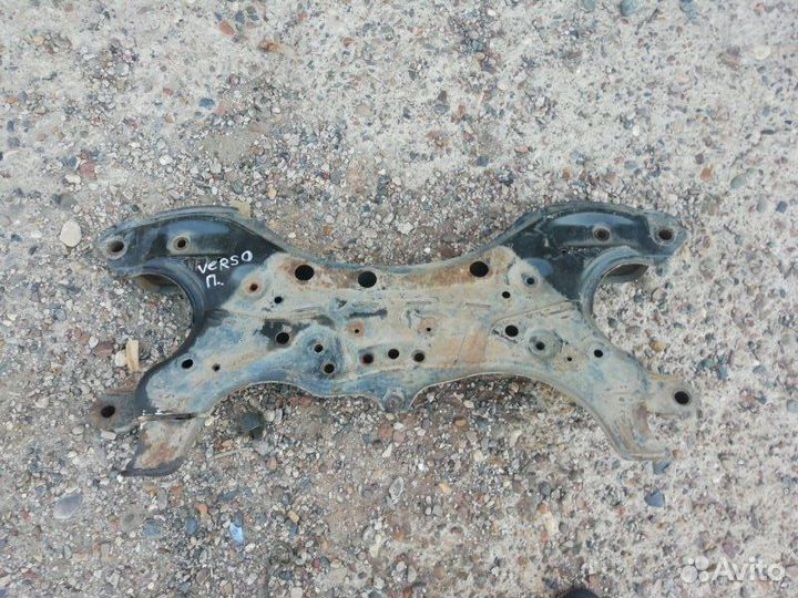 Подрамник передний Toyota Corolla Verso 2006