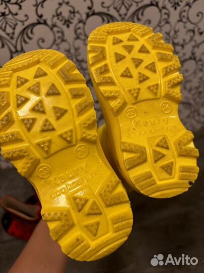 Резиновые сапоги