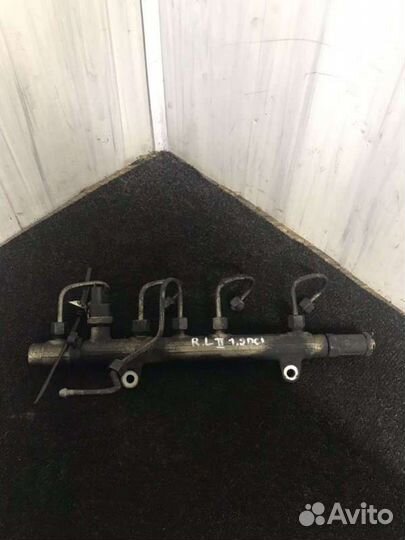 Топливная рампа renault laguna 2 1.9 nn