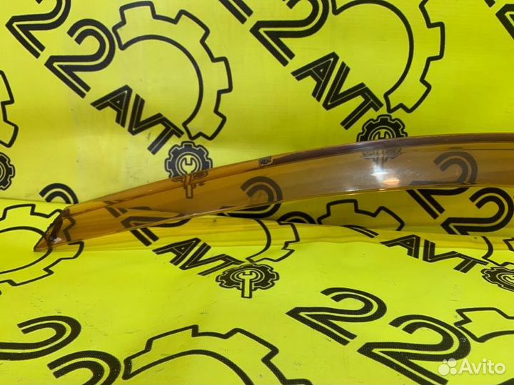 Ветровик передний левый Nissan Primera TP12 QR20DE