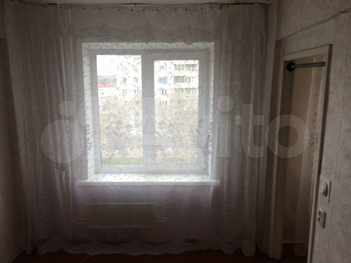 Комната 28 м² в 2-к., 4/5 эт.