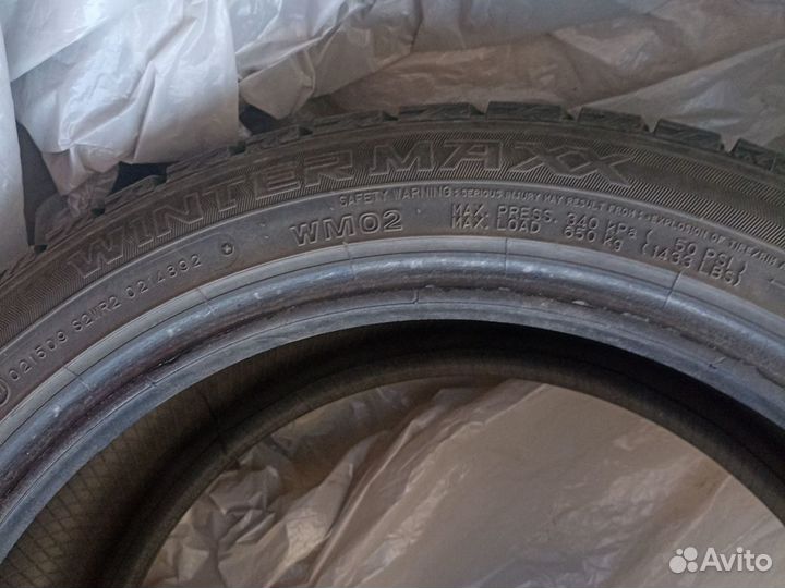 Dunlop Winter Maxx WM02 205/50 R17