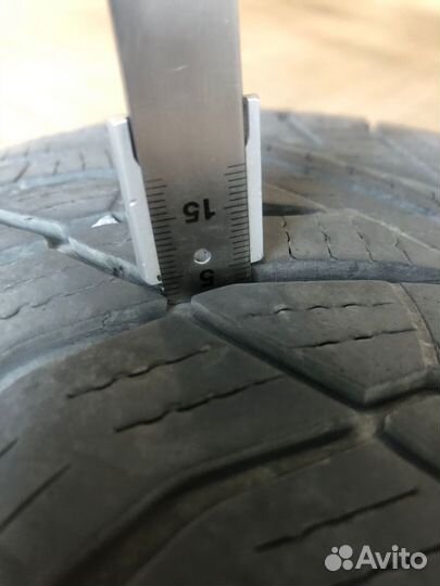 Goodyear UltraGrip 8 205/65 R16