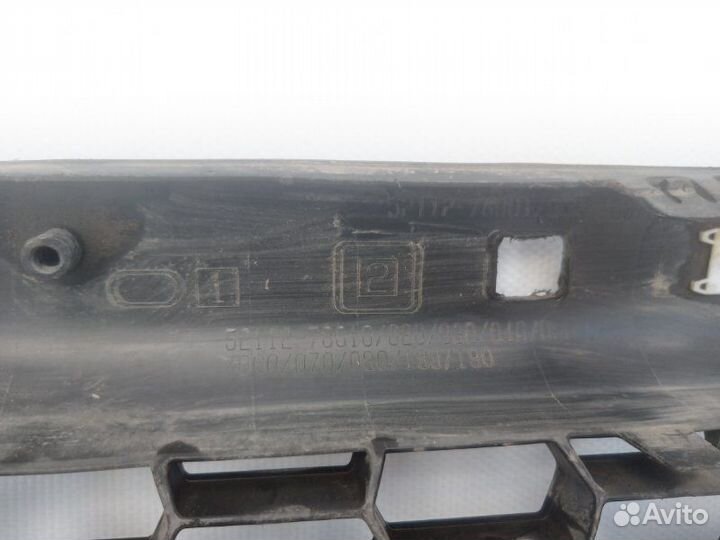 Решетка бампера передняя Lexus Nx 1 2014 - 2017