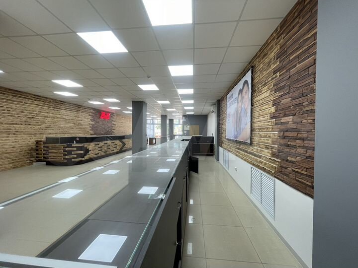 Под магазин, огромный трафик, 300 м²