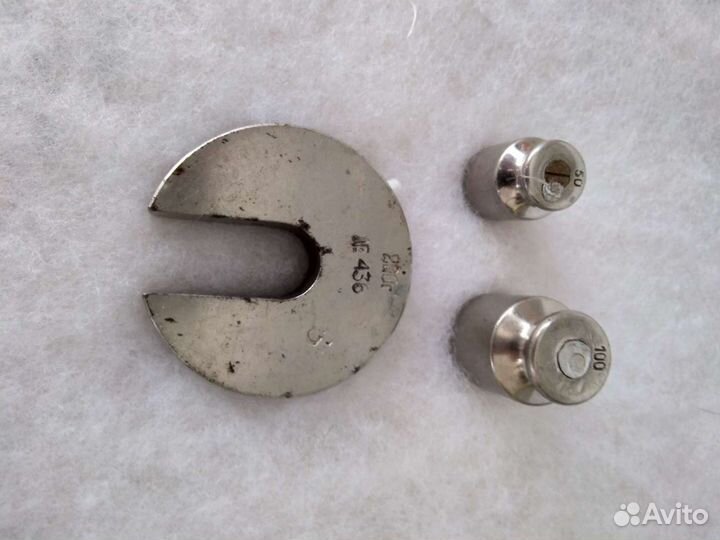 Набор весовых гирь