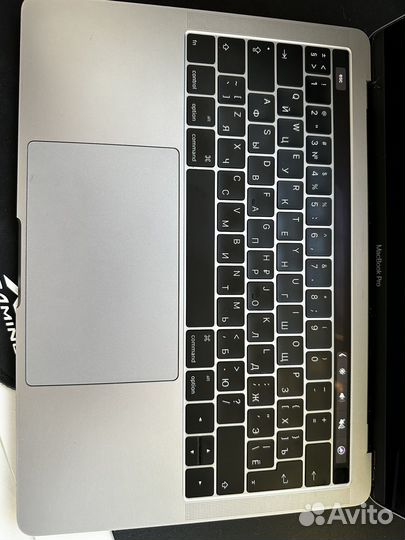 Apple macbook pro 13 touchbar