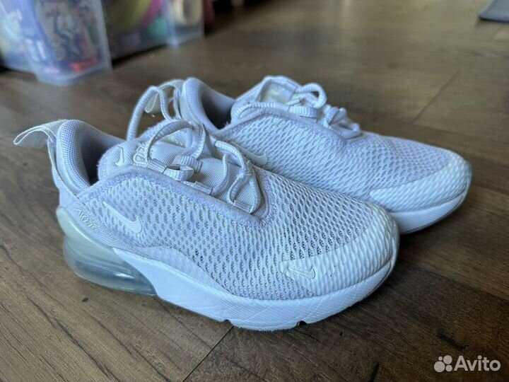 Кроссовки nike 28