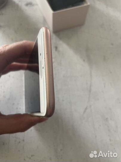 Телефон iPhone 8 plus