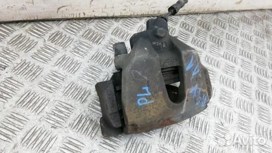 Суппорт тормозной передний левый ford focus 3 (ASV