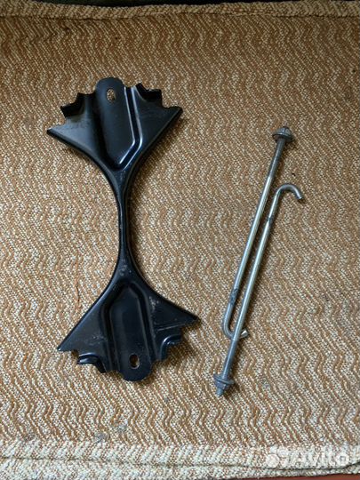 Крепление аккумулятора Mazda 6 GJ