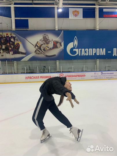 Тренер по фигурному катанию