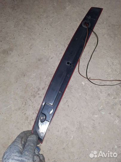 Дополнительный стоп сигнал на мерседес 639