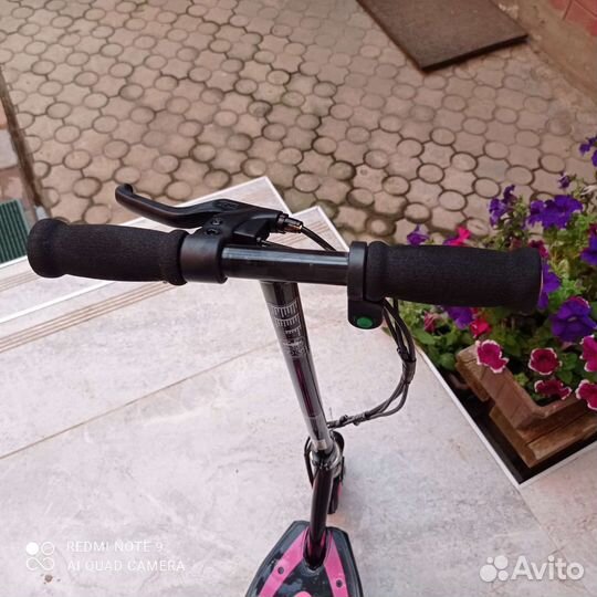 Электрический складной самокат