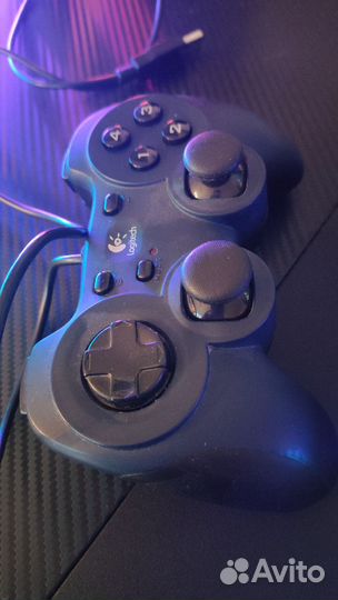 Геймпад Logitech Dual Action