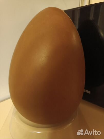 Шоколадное огромное Киндер яйцо