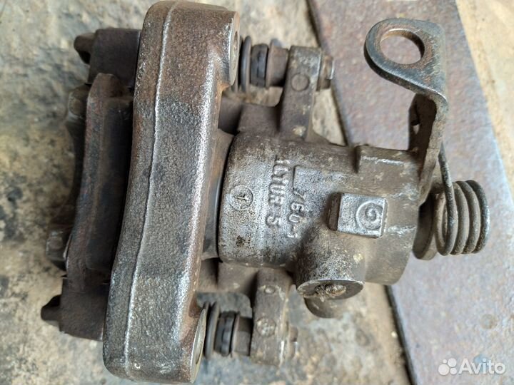 Суппорт на пежо 308,307