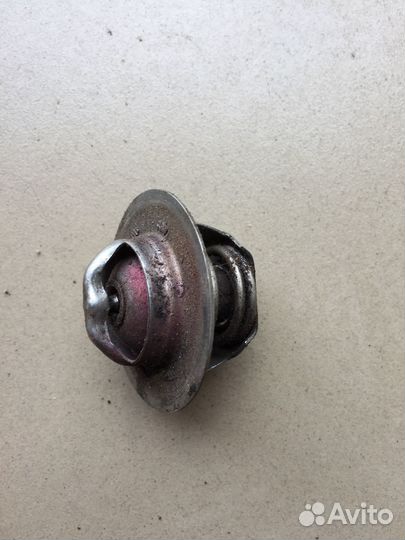 Термостат с корпусом Land Rover Freelander 1