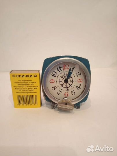 Часы настольные молния СССР
