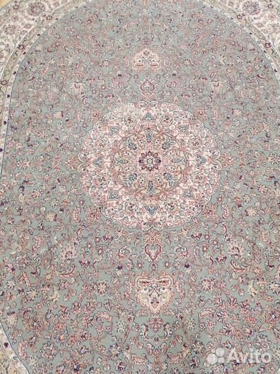 Шёлковый ковёр из ОАЭ