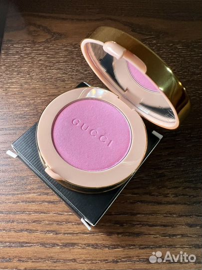 Gucci оригинал румяна 06, 03, 01