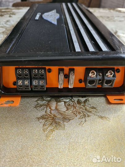 Усилитель 4х канальный бу