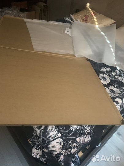 Продам зеркало в раме