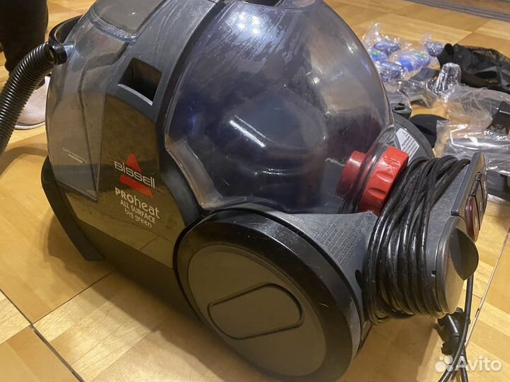 Моющий пылесос bissell 81N7-j