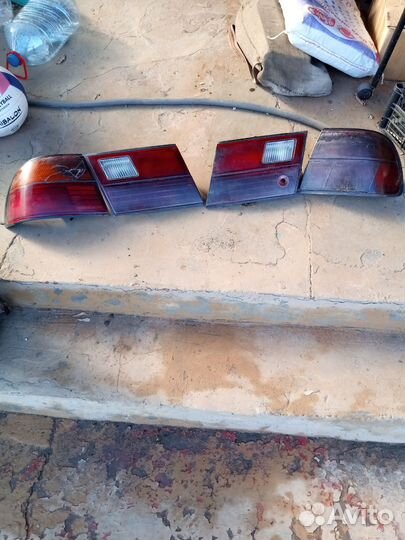 Фонари и под номер