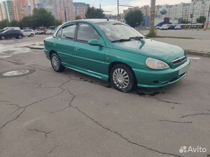 Kia Rio, 2003