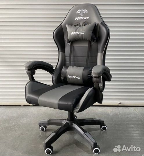 Новое компьютерное игровое кресло