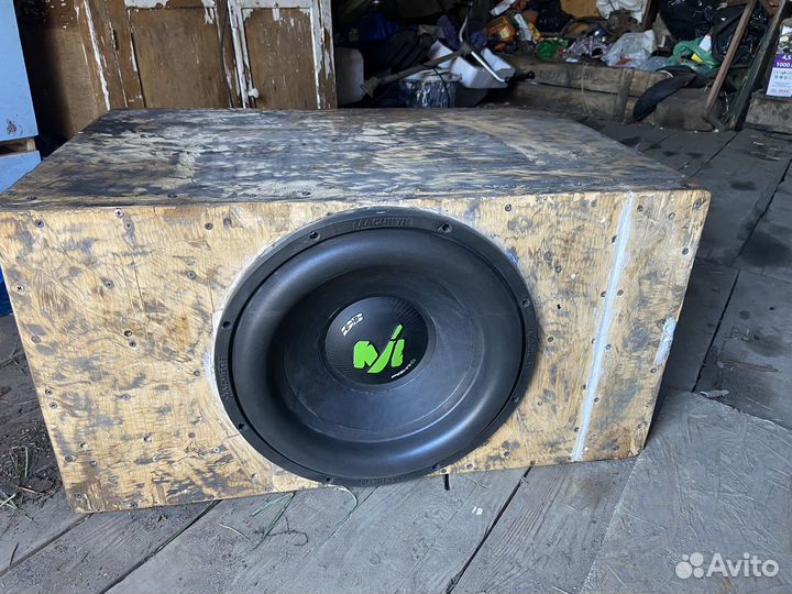 Сабуфер и усилитель