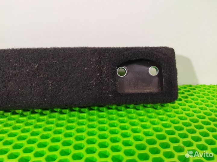 Обшивка багажника правая Volkswagen Touareg NF 7P5