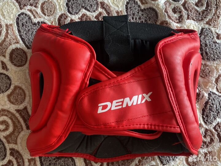 Боксерский шлем Demix