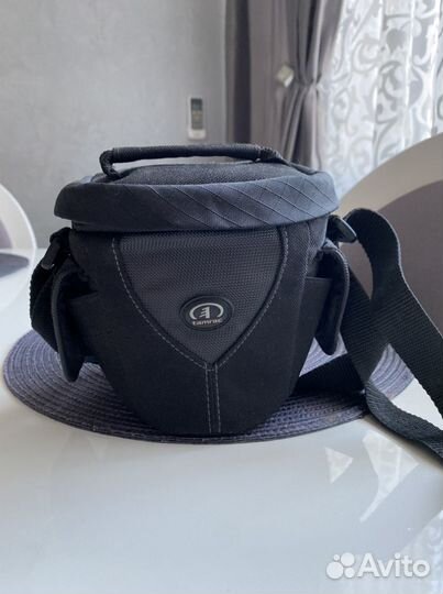 Зеркальный фотоаппарат