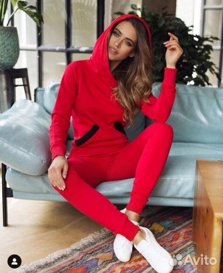 Костюм спортивный