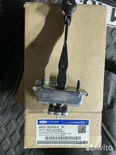 Ограничитель двери ford explorer