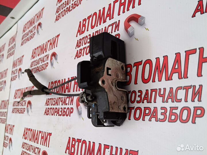 Замок передний правый Шевроле Каптива C100