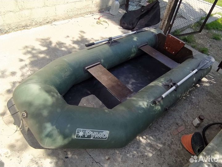 Лодка с мотором