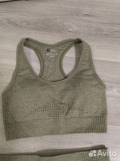 Костюм для фитнеса